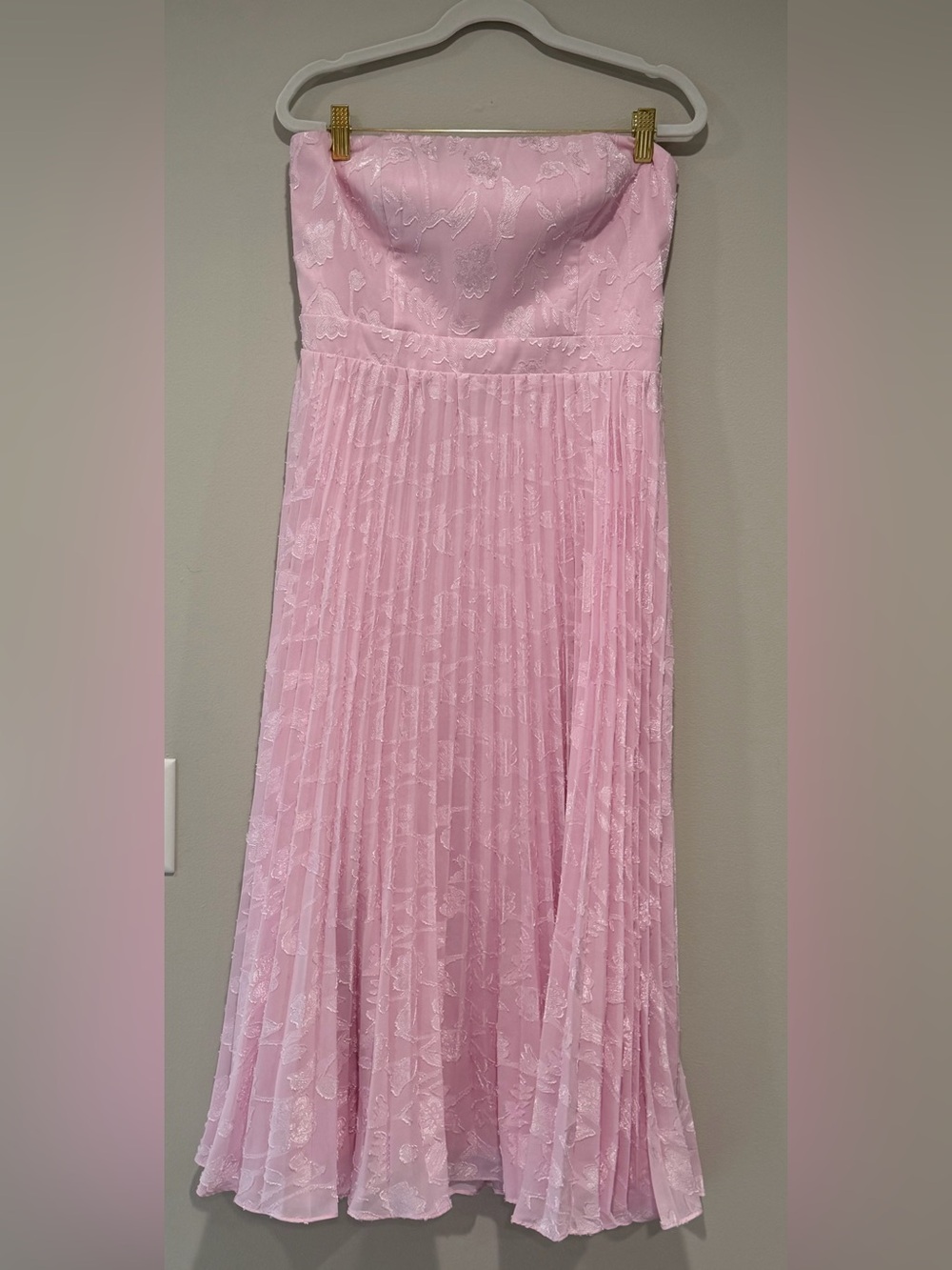 Lulus Perfectly Stunning Light Pink Jacquard Strapless Midi Dress